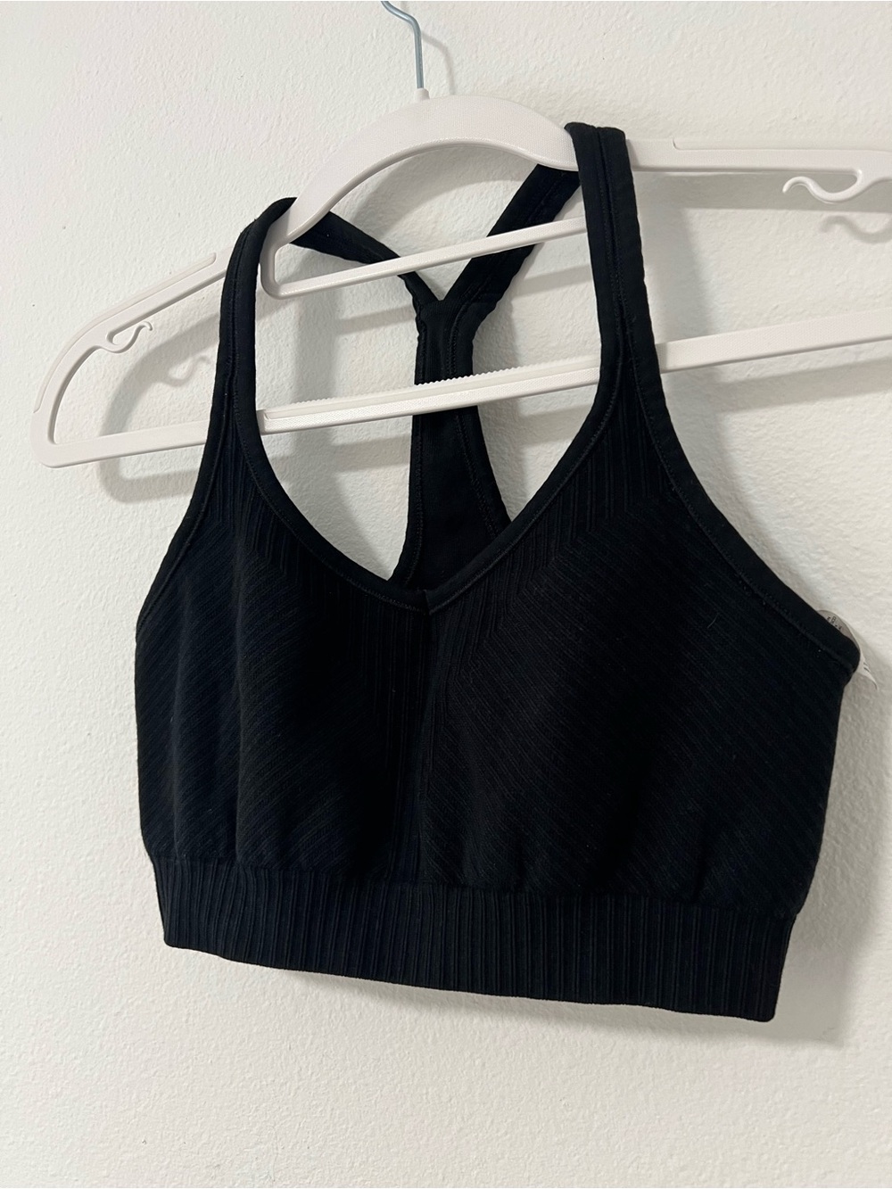 Athleta Black Ribbed Racerback Sports Bra - Picture 2 of 6